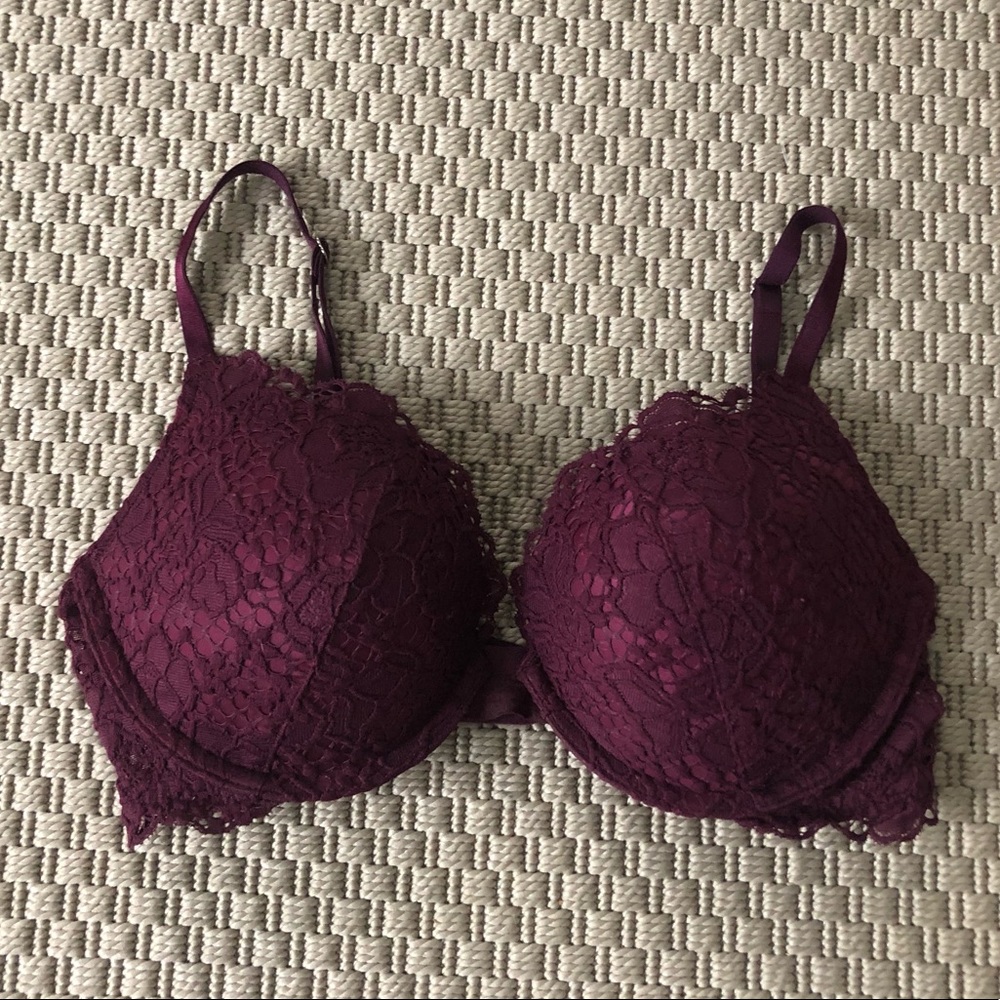Victoria’s Secret lace maroon push-up bra size 34C